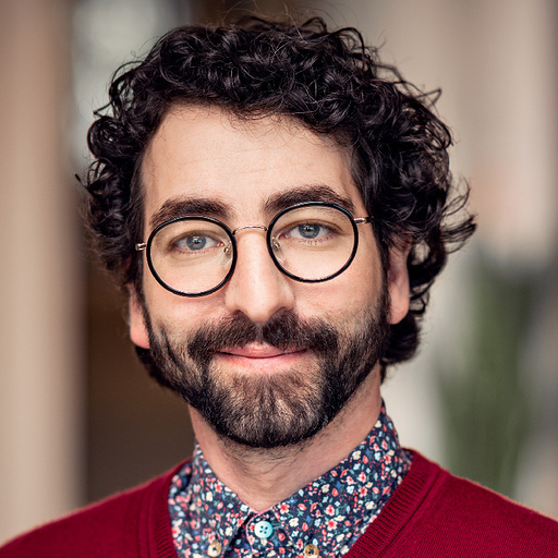 Dr. Andrej Levin